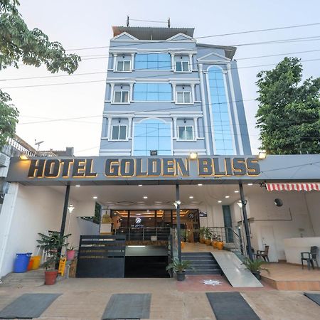 Hotel Golden Bliss Puduccseri Kültér fotó