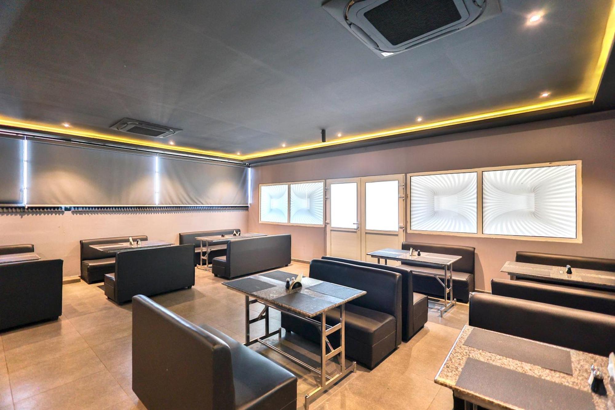 Hotel Golden Bliss Puduccseri Kültér fotó