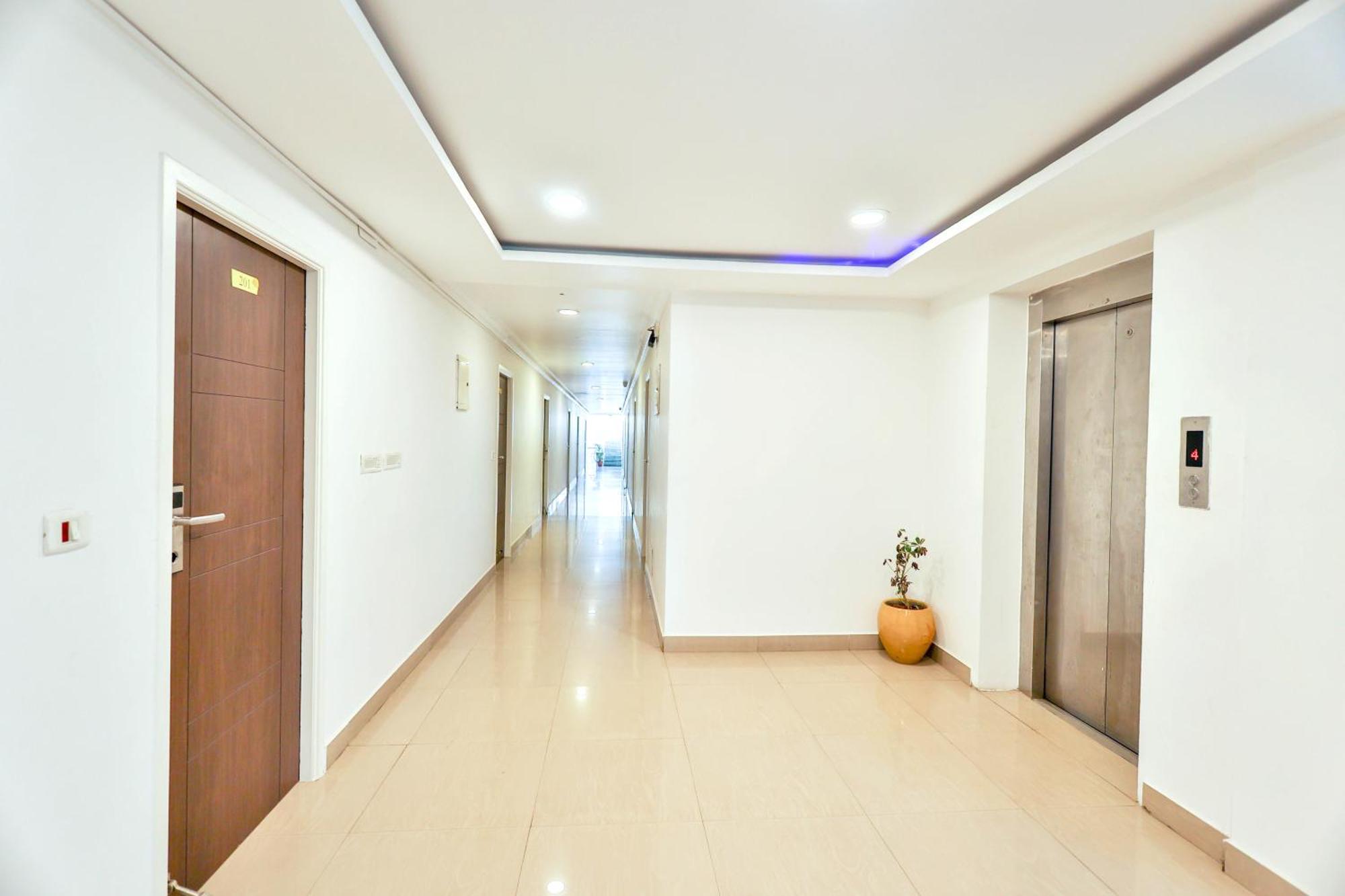 Hotel Golden Bliss Puduccseri Kültér fotó