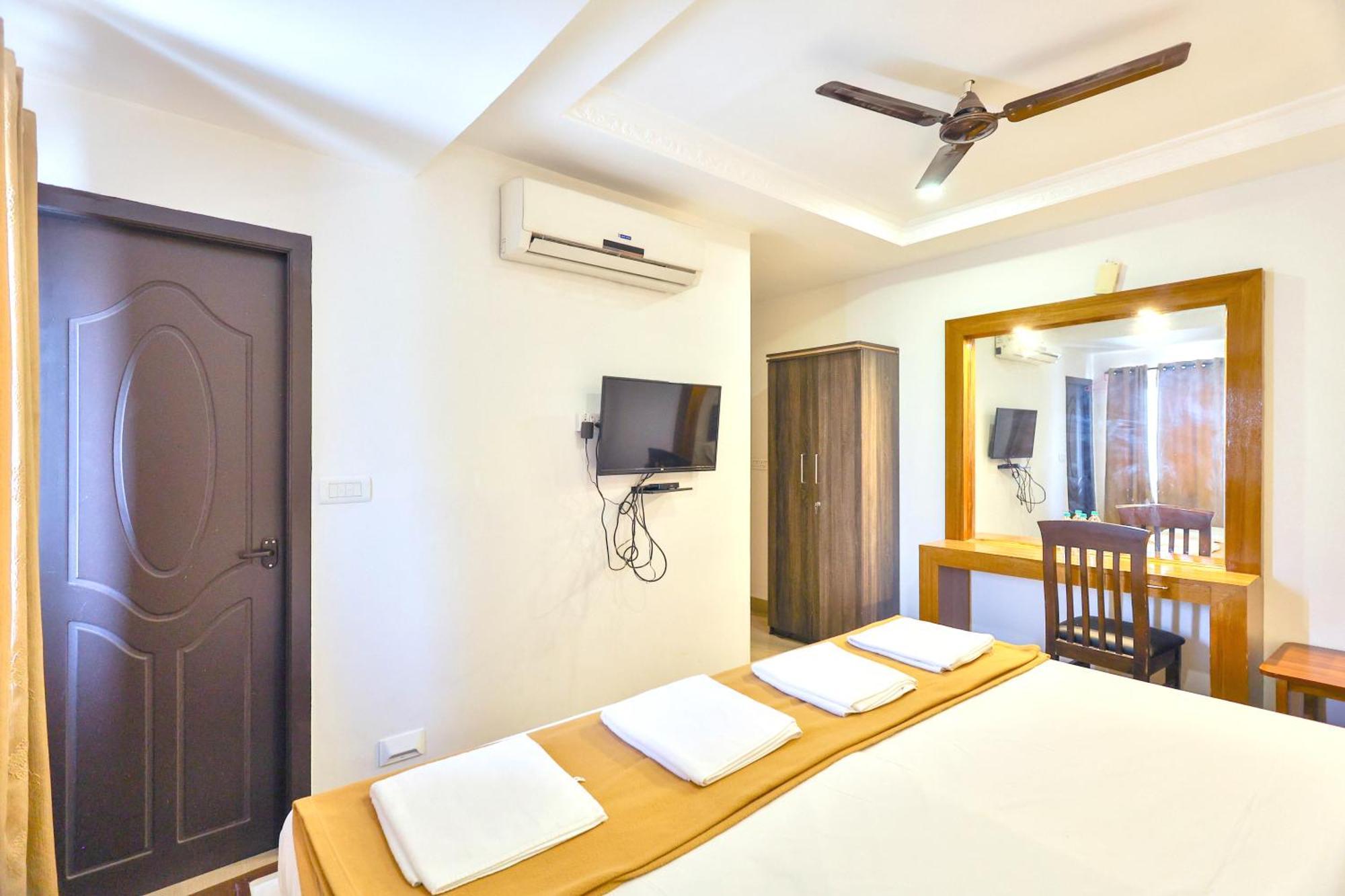 Hotel Golden Bliss Puduccseri Kültér fotó